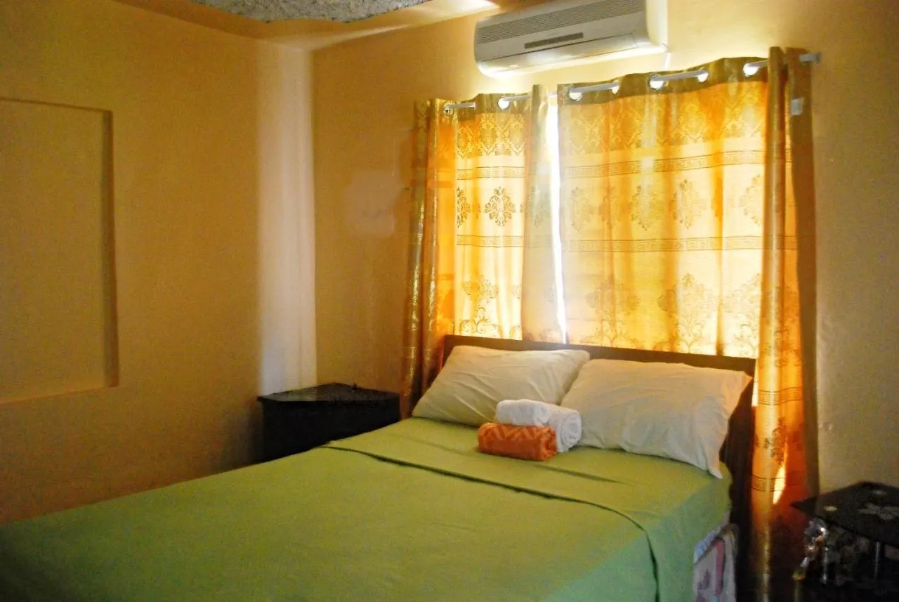 Affordable And Cozy At Content Guest House Ocho Rios Apartment