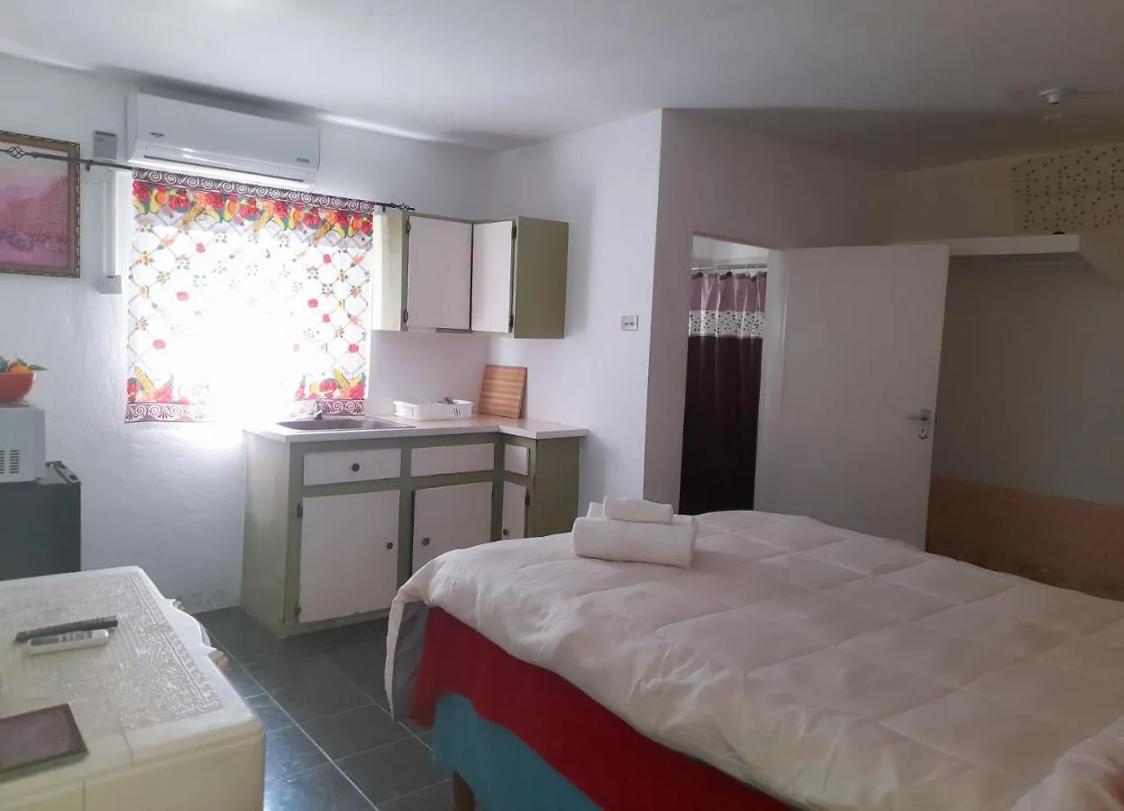 Affordable And Cozy At Content Guest House Ocho Rios Jamaica
