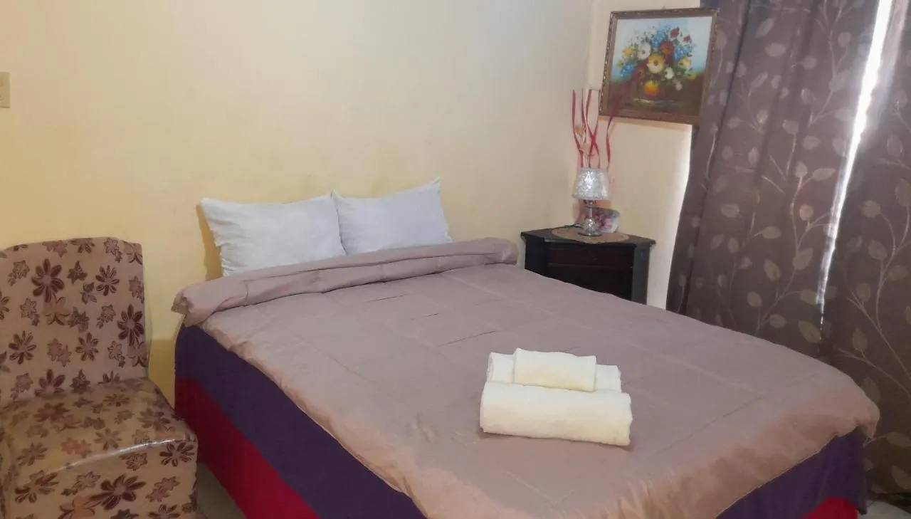 Affordable And Cozy At Content Guest House Ocho Rios