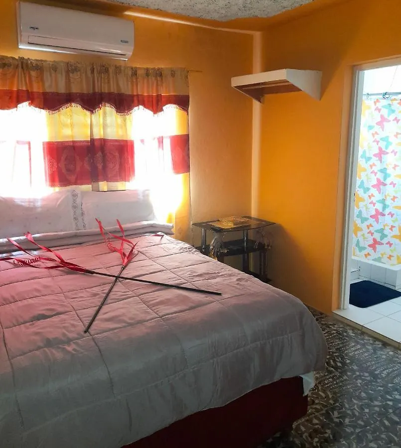 Affordable And Cozy At Content Guest House Ocho Rios